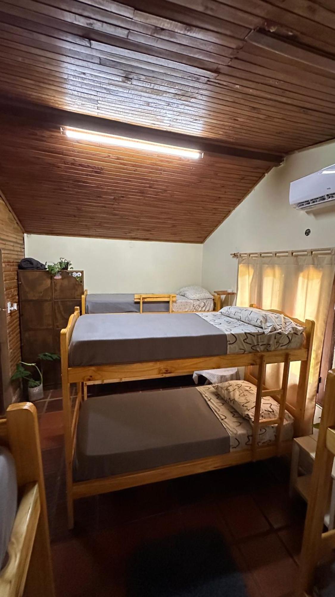 Bungalow Hostel Iguazu Puerto Iguazú Zewnętrze zdjęcie