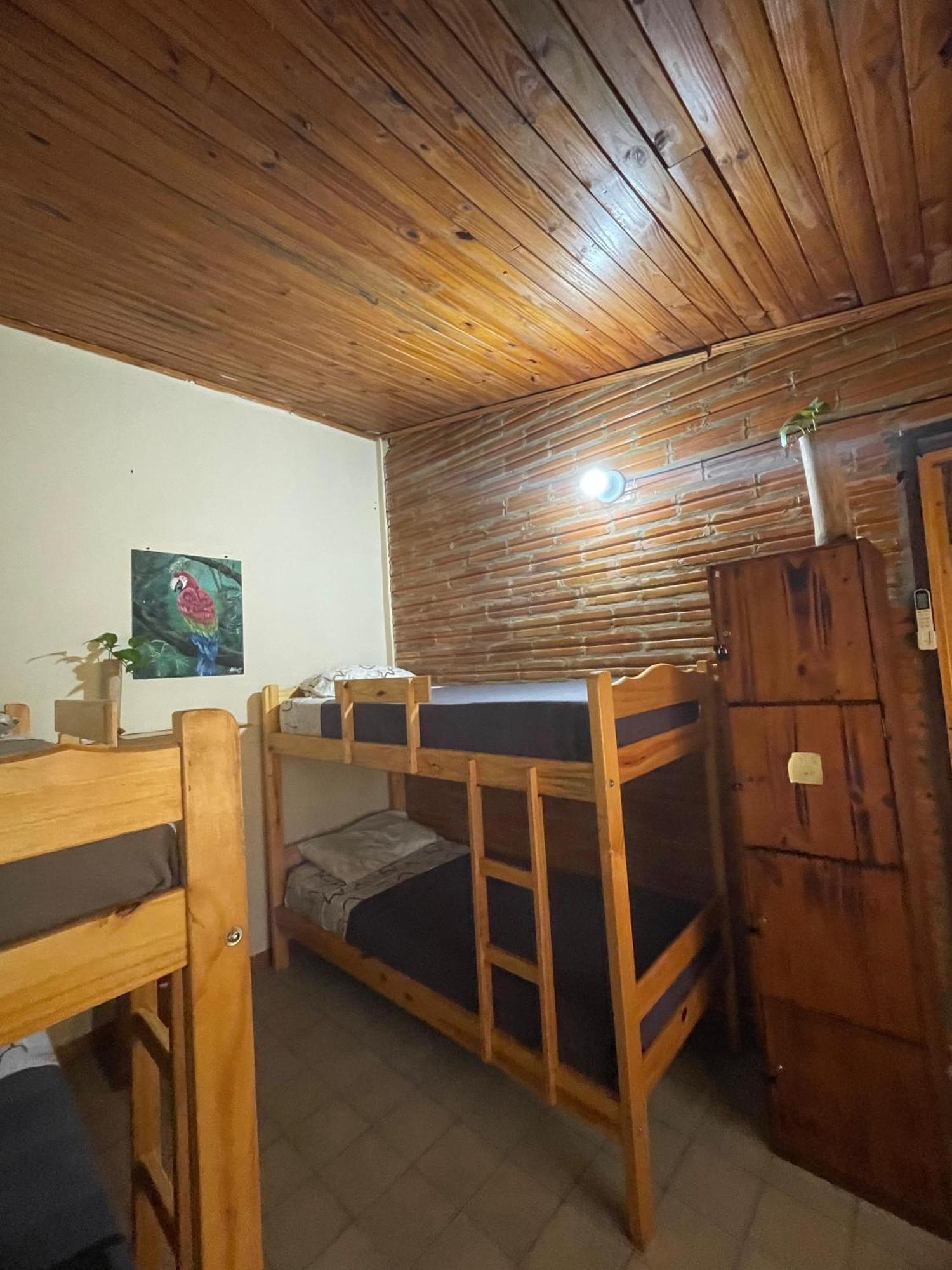 Bungalow Hostel Iguazu Puerto Iguazú Zewnętrze zdjęcie